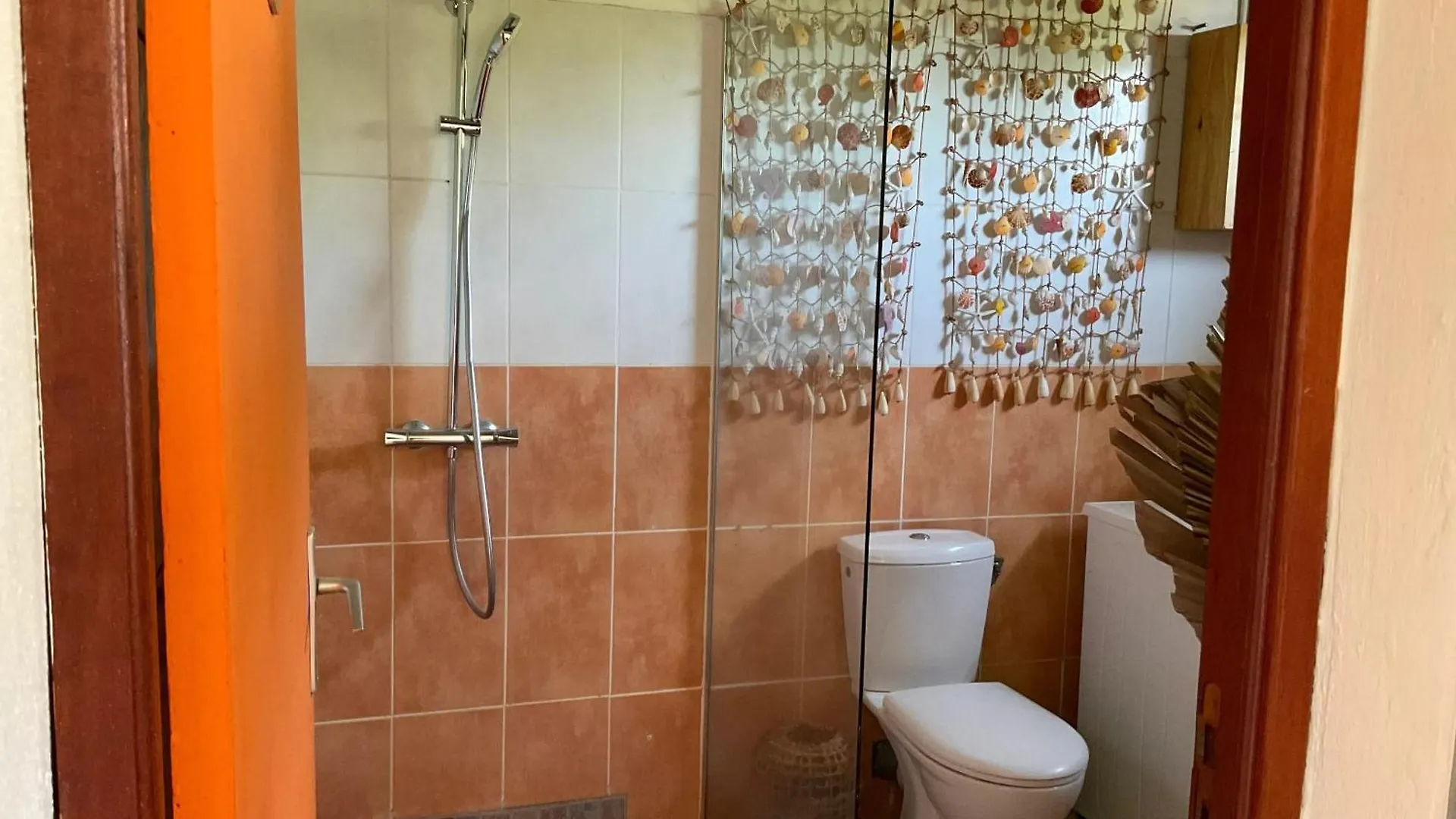 Appartement Elegant Avec Jacuzzi A Bouillante 40M² Apartment