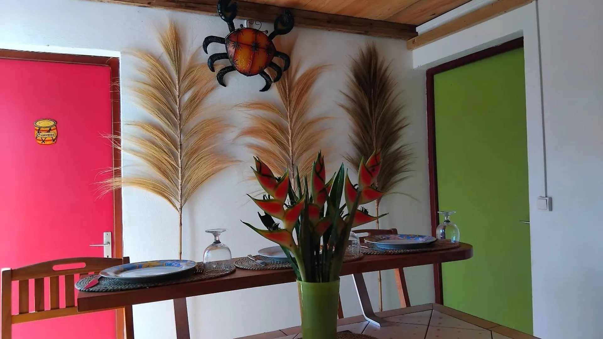 Appartement Elegant Avec Jacuzzi A Bouillante 40M² Apartment